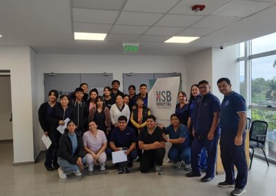 Capacitación en reanimación cardiopulmonar (RCP) en el Hospital San Bernardo